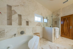 del_mar_master_bathroom_3