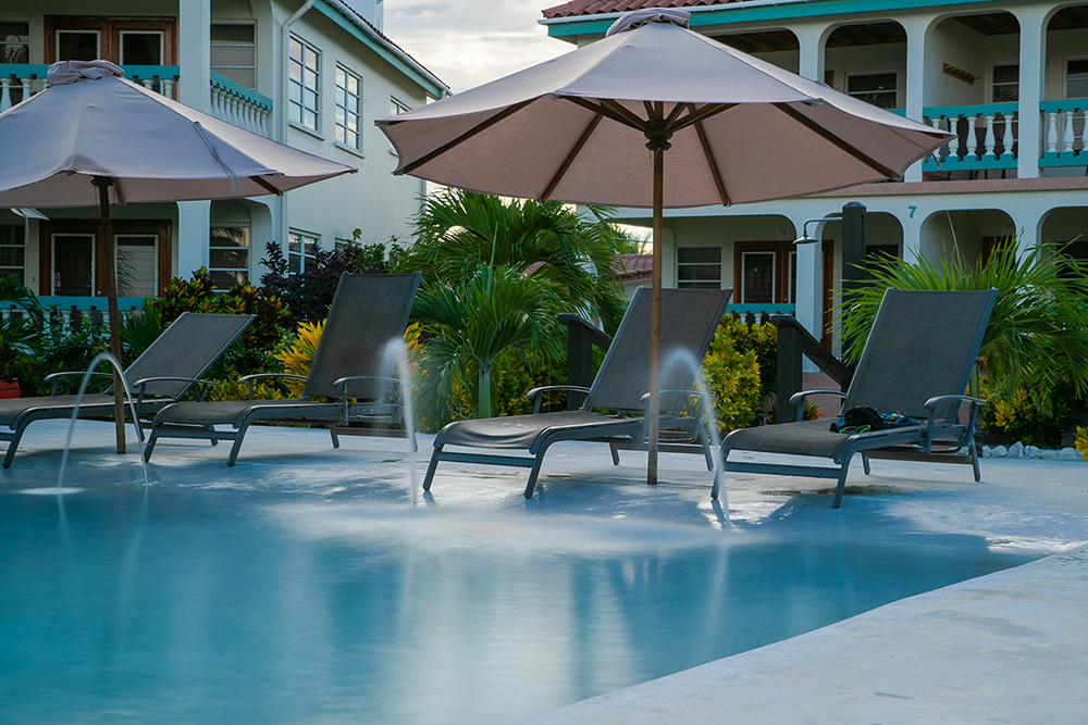 Belizean-Shores-Resort-fountain-Pool