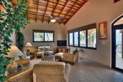 Coco Beach Seaview Penthouse - Living Room
