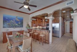 Dining Area & Kitchen