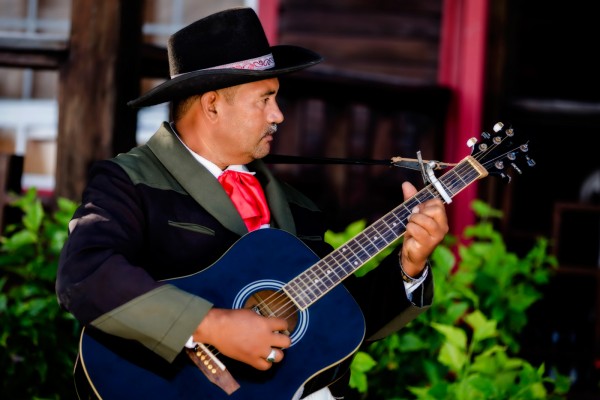 Belize Wedding Spanish Guitar Serenade - photo by Jose Luis Zapata