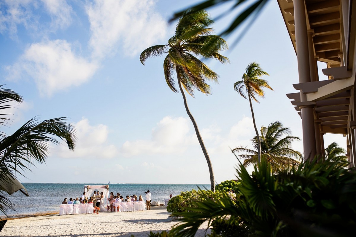 Weddings at Sandy Point Resorts